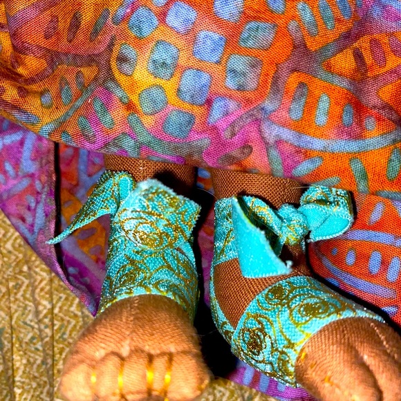 Doll - Picture 4 of 4